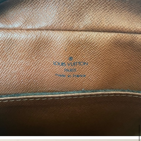 👜 Louis Vuitton Compiegne 23 Clutch.👜 - Picture 13 of 14